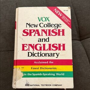 Vox New College Spanish and English Dictionary